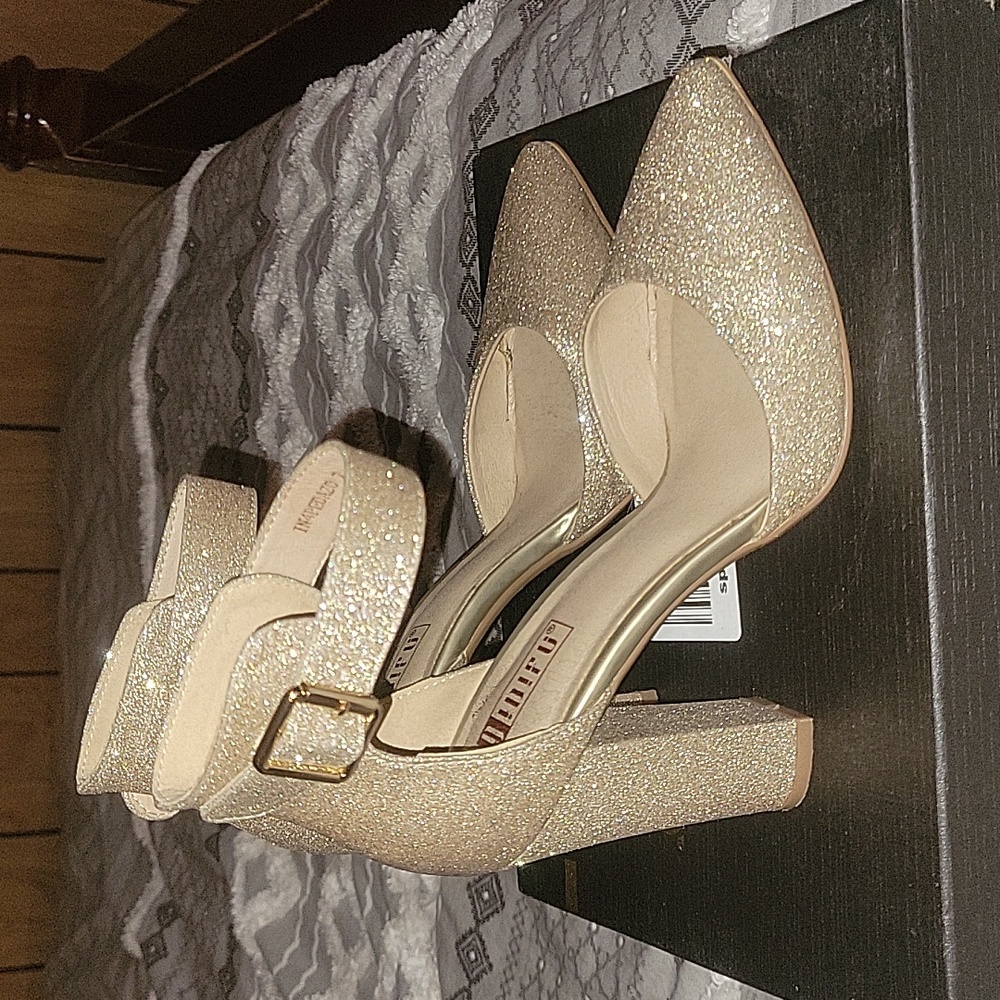 Woman High Block Heels Pumps